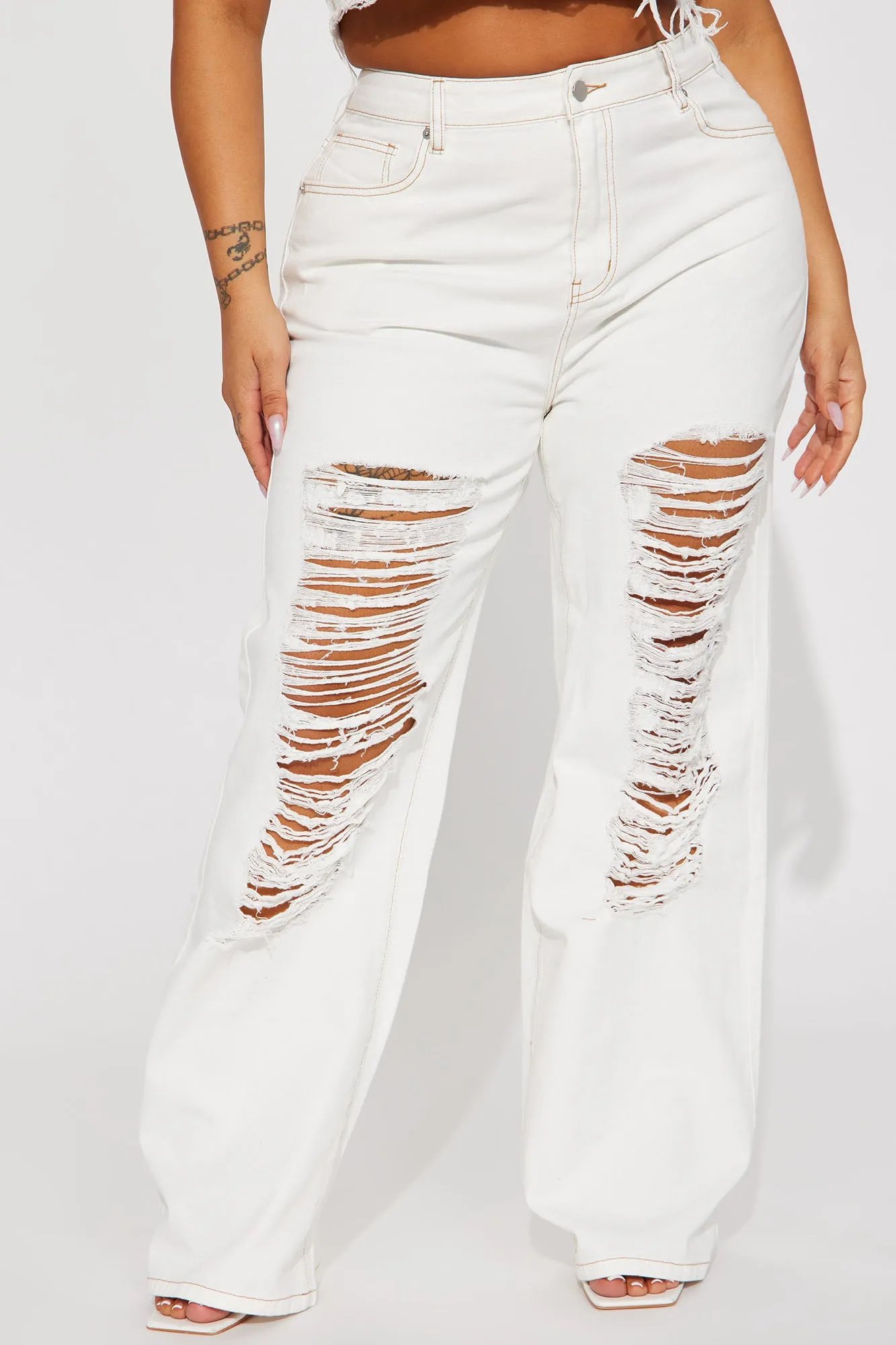 All Eyes On You Ripped Non Stretch Straight Leg Jean - Off White
