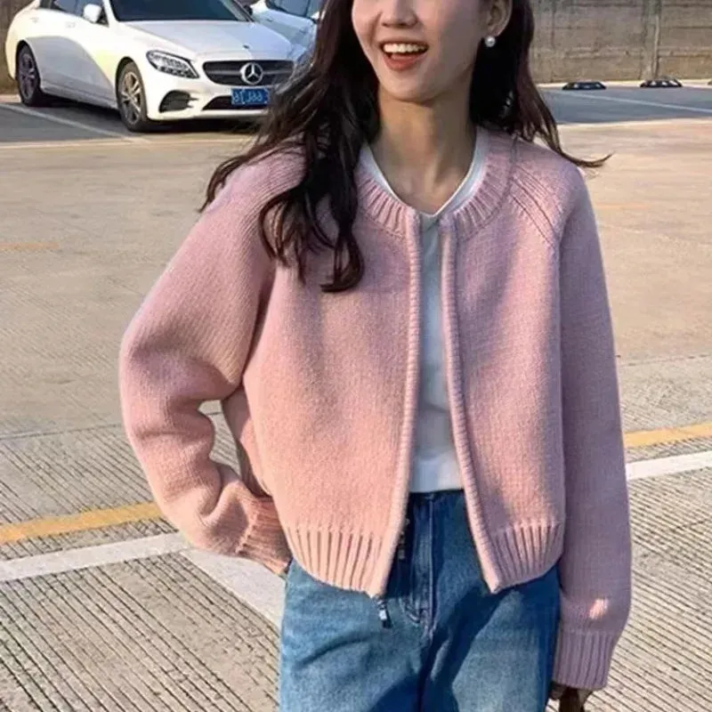 Cozy Knit Cardigan  Style that speaks comfort and confidence.