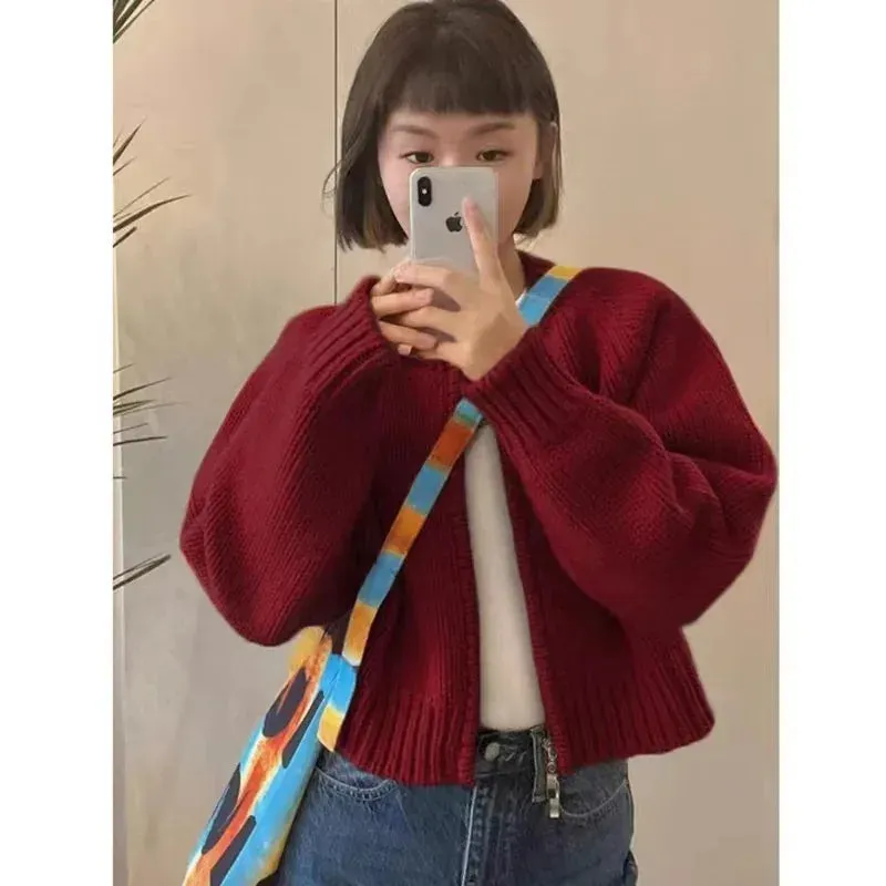 Cozy Knit Cardigan  Style that speaks comfort and confidence.