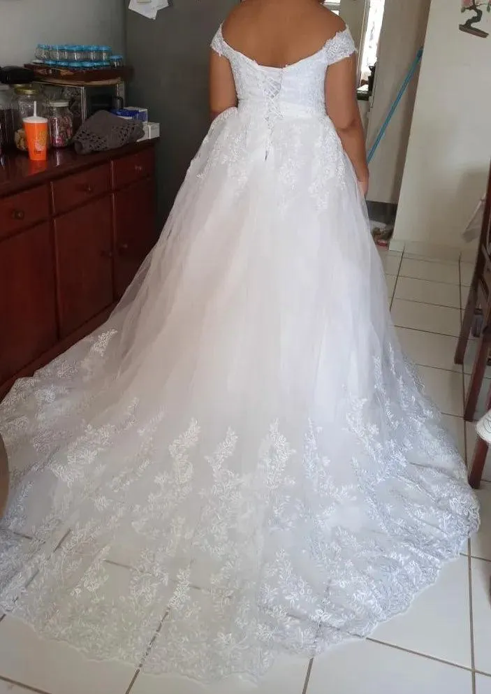 Sweetheart Off Shoulder Bridal Gown