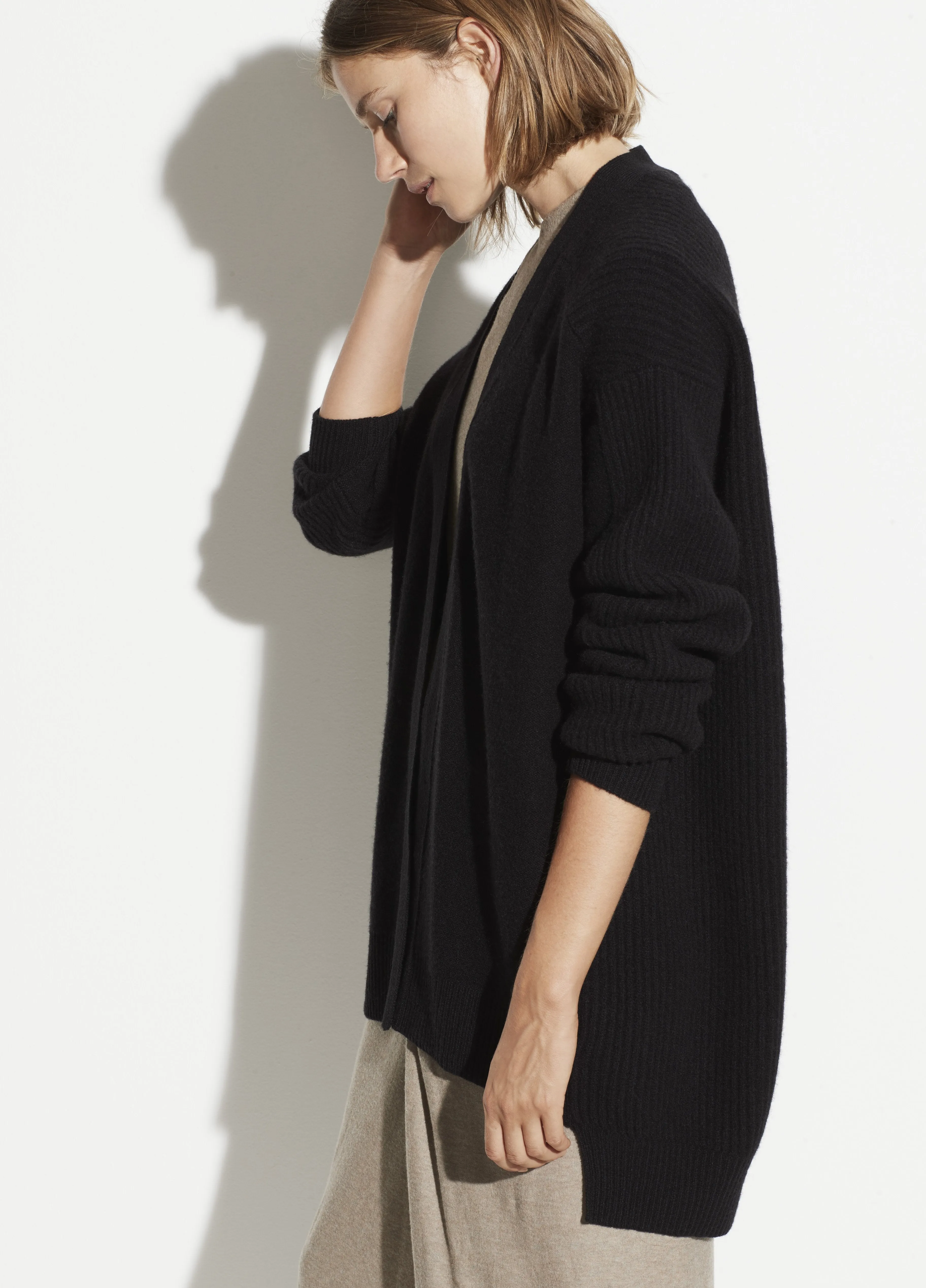 Wool Cashmere Ribbed Back Cardigan in Heather Black